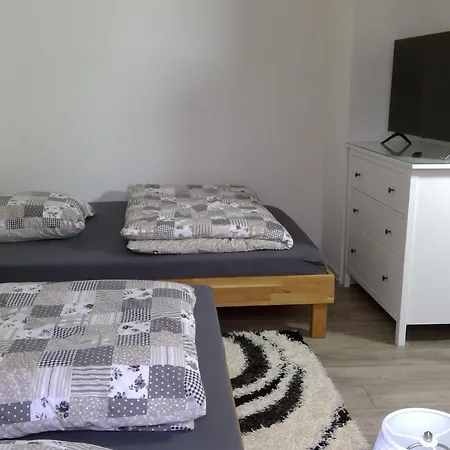 Ferienwohnung-schmidt شقة *